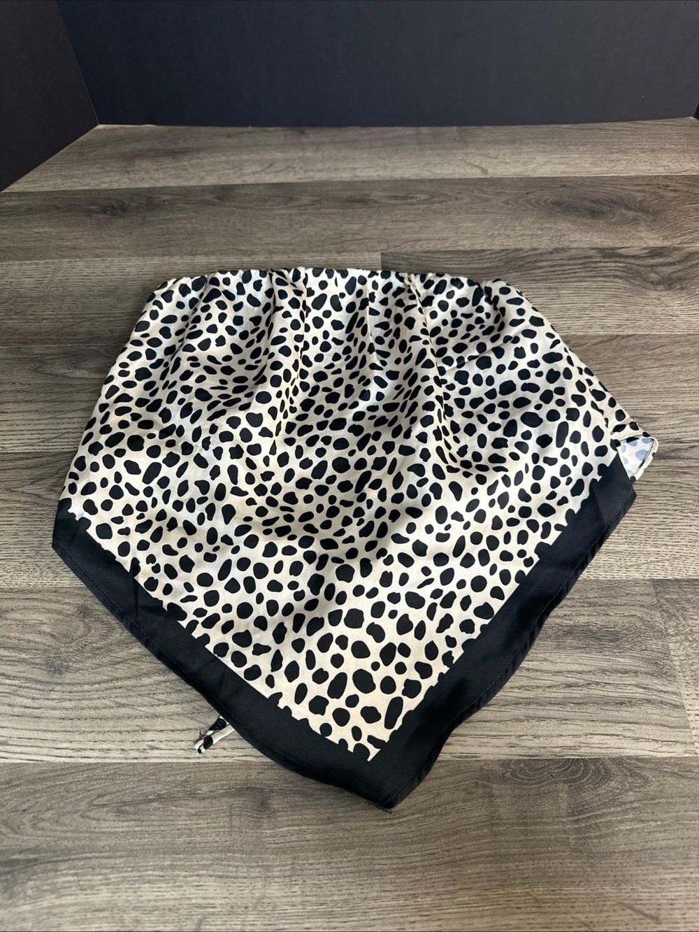 Women's Black & White Spot Print Crop Top Scarf Style